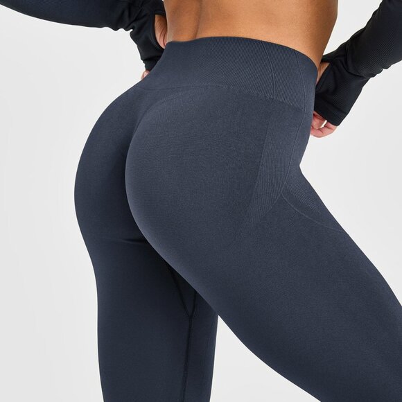 EnhanceLift™ Seamless Leggings with White Logo - Picture 2 of 5